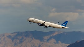 Un vuelo comercial, a punto de chocar con un avión militar de EEUU frente a Venezuela: “No tienen el transpondedor encendido. Es indignante”