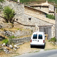 Los pueblos de España que pagan por vivir en ellos: cantidad y requisitos