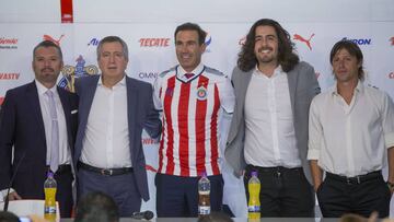 La cronología en la novela de Matías Almeyda con Chivas