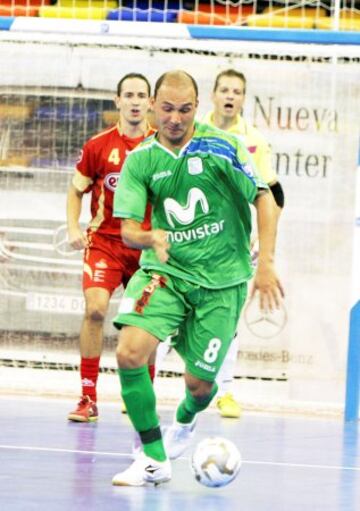 El brasile?o Fl¨¢vio S¨¦rgio Viana 'Schumacher' era el mejor representante de jugador total. Pose¨ªa calidad, disparo y potencia f¨ªsica. Pieza clave del Intervi¨² que domin¨® el f¨²tbol sala europeo y mejor jugador del mundo en 2008. Con Brasil tambi¨¦n gan¨® el