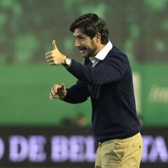 Víctor: "Es lógico que la afición exprese su malestar"