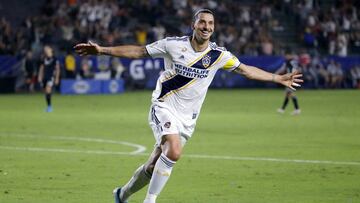 El capit&aacute;n de LA Galaxy, Zlatan Ibrahimovic, sigue teniendo los reflectores de los aficionados encima, pues con un hat-trick regres&oacute; a su equipo a playoffs.