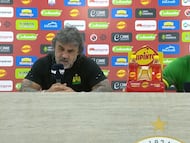 Leonel Álvarez, DT de Bucaramanga, en rueda de prensa.