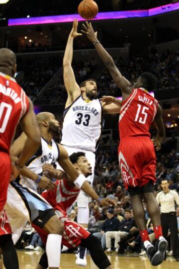 Marc Gasol y Clint Capela.