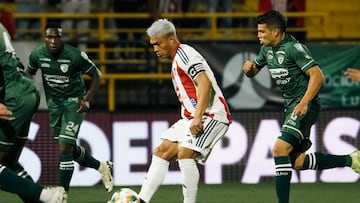 Teófilo Gutiérrez opina sobre la jugada de Neiser Villarreal.
