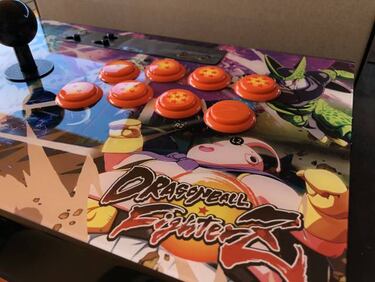 Razer Panthera, análisis. El arcade Stick de Dragon Ball