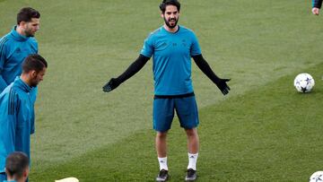 GRAF5850. MADRID, 30/04/2018.- El centrocampista del Real Madrid Francisco Alarcón "Isco" durante el entrenamiento realizado hoy en la Ciudad Deportiva de Valdebebas donde el equipo prepara el partido de vuelta de las semifinales de Liga
