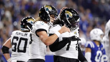 The Jaguars record a seventh straight victory against the Colts to move to the brink of the AFC South title.