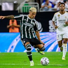 Lisandro Martínez no le cierra las puertas a la MLS en un futuro