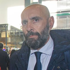 Monchi: "Cualquier persona objetiva ve que es penalti"