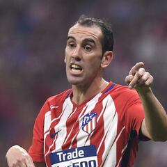 Godín está a sólo un partido de igualar al colombiano Perea