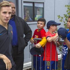 Digne dejó la gira del Barça para fichar por el Everton