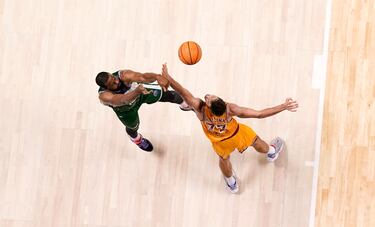 El Unicaja, ya clasificado, salva el trámite ante un combativo Limoges