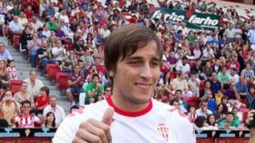 <b>NOVEDAD. </b>La llegada de Óscar Trejo ilusiona mucho a los aficionados rojiblancos.