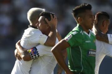 Futbol, Futbol, Colo Colo vs Audax Italiano. 
Segunda fecha, campeonato de Clausura 2016/17.
El jugador de Colo Colo Esteban Paredes celebra luego de convertir un gol contra Audax Italiano durante el partido de primera division disputado en el estadio Monumental de Santiago, Chile.
12/02/2017
Marcelo Hernandez/Photosport
*************

Football, Colo Colo vs Audax Italiano.   Second date, Closure Championship 2016/17.
Colo Colo's player Esteban Paredes  celebrates after scoring against Audax Italiano during the first division football match held at the Monumental stadium in Santiago, Chile.
12/02/2017.
Marcelo Hernandez/Photosport