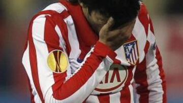 <b>INCAPAZ.</b> Ni Agüero ni el resto de jugadores del Atlético fueron capaces de marcar un tanto a un Sporting de Portugal que jugó con un hombre menos sesenta minutos de partido.