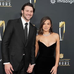 This is Hailee Steinfeld: Bills’ QB Josh Allen’s actress / singer fiancée