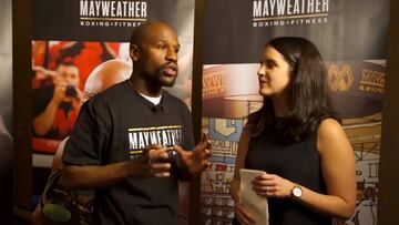 Floyd Money Mayweather en una entrevista con una periodista de &quot;Men&rsquo;s Health&quot;