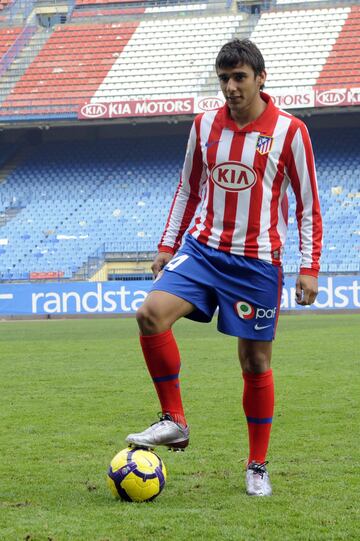 Ocho millones de euros pagó el Atlético de Madrid al Lanús en la temporada 10/11. Dos años después se marchó al Benfica portugués.