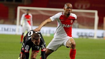 Fabinho durante un partido disputado con el Mónaco la pasada temporada.