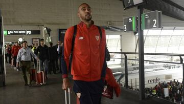 Nzonzi en una expedici&oacute;n del Sevilla.