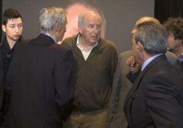 25-03-16 CAMP NOU BARCELONA Charly Rexach at the Cruyff memorial.