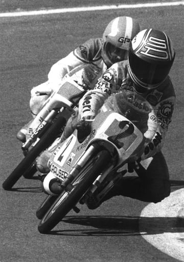 El valenciano ganó dos veces Campeonato del Mundo del 50cc con una Bultaco. La primera, en 1978, tras ganar 5 de las 7 carreras disputadas. En 1981 lo consiguió por segunda vez.
Además también consiguió tres Campeonatos de España en 50cc y cuatro en 125cc.
En los 62 Grandes Premios que disputó en su carrera, consiguió 19 victorias, 36 podios y 23 poles.
