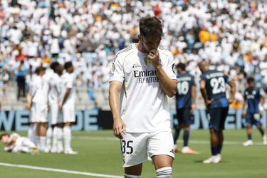 Raúl Asencio pasa al olvido