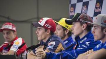 Lorenzo, Márquez y Rossi en la rueda de prensa del GP de las Américas junto a Maverick Viñales y Andrea Iannone.