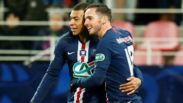 Mbappé y Sarabia celebran un gol del PSG.