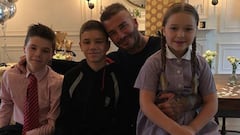 La familia y sus excompa&ntilde;eros en el Rel Madrid felicitan a David Beckham en su 43 cumplea&ntilde;os.