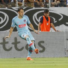 Arias hace su estreno con el Atlético en amistoso ante Cagliari