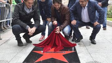 El alcalde de Santander Iñigo de la Serna (izquierda), junto al tricampeón Mundial de Ciclismo, Oscar Freire, y el presidente de Cantabria, Miguel Ángel Revilla.