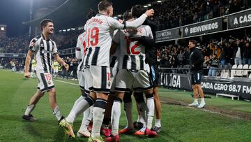 Los jugadores del Castellón celebran un gol en Castalia.