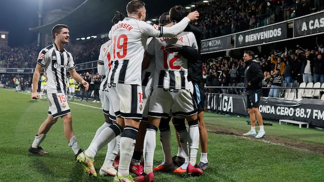 El Castellón pone a prueba su sueño del ascenso frente a un Andorra al alza