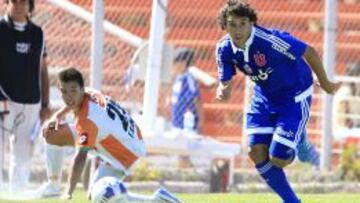 Corujo está cómodo en Chile y la U lo quiere comprar.