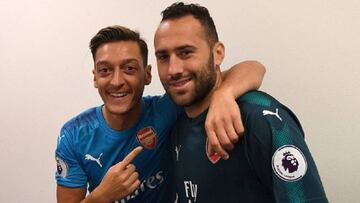 Özil y David Ospina