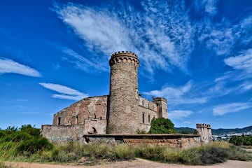 La Torre Salvana, una edificación con su propia leyenda negra.