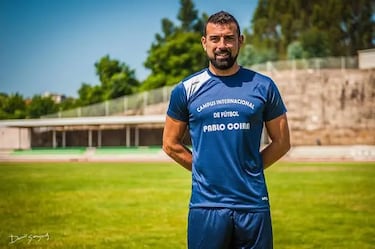 Su buen hacer como titular en la final como lateral derecho hizo que lo fichara el Celta desde el Compostela. No terminó de cuajar y pasó por varios clubes: Alavés, Recreativo, Aris de Salónica, Figueres, Espanyol, hasta colgar las botas en 2010 en el equipo húngaro del Honved.