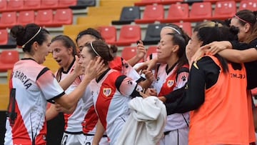 Un Rayo muy guerrero frena al Barça en Vallecas