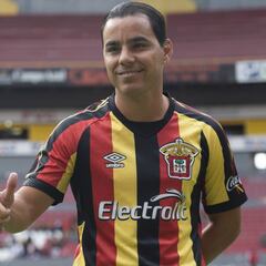 Cuarentena por coronavirus baja el ánimo a Omar Bravo