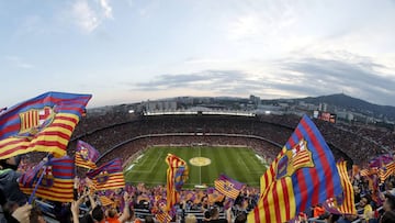 06/05/18 PARTIDO PRIMERA DIVISION CLASICO
 BARCELONA - REAL MADRID 
 PANORAMICA CAMP NOU BANDERAS 