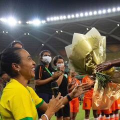 Formiga se despide de Brasil