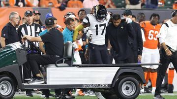 Jags receiver D.J. Chark suffers broken ankle in Bengals loss