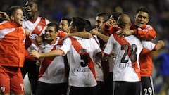 Jugadores de River Plate celebrando un triunfo en el Torneo Final 2014.