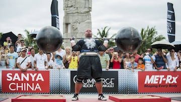 Brian Shaw, durante la competici&oacute;n del World&#039;s Strongest Man en 2013 en la isla de Hainan, en China.