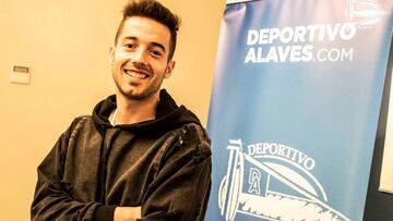 Jony Rodríguez posa para un medio gráfico.