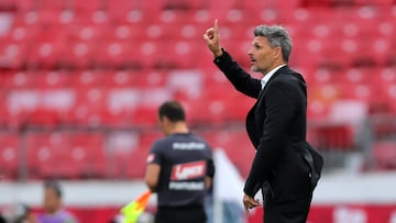 El gesto de Fernando Ortiz y la respuesta de Limache que no se vio en la TV: dará que hablar