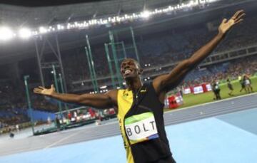 Bolt es leyenda: tercer oro en los 100 metros