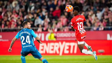 Yaser y Solís sufren ante el Betis del Cucho: Caída en Montilivi